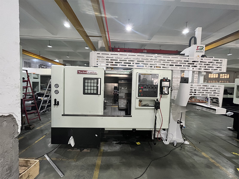 HTB450A SLANT CAMA CNC TORNO