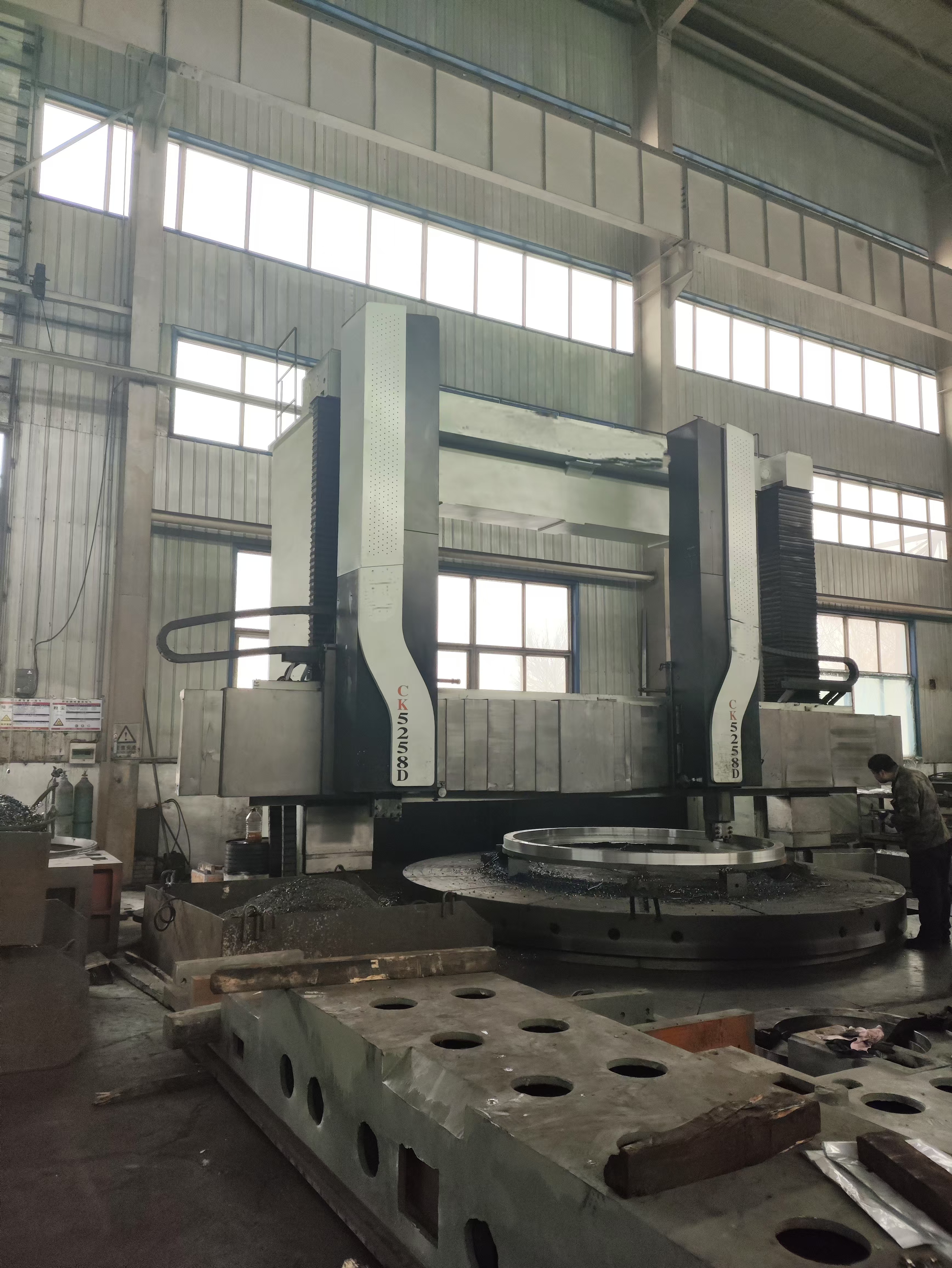 CK5280/CK52100 Vuelto CNC vertical