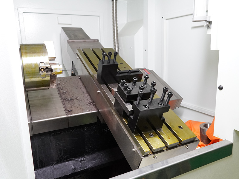 H6070 SLANT CAMA CNC TORNO