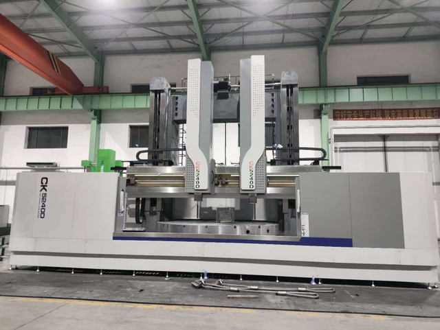 CK5225/CK5231/CK5240 Vuelto CNC vertical