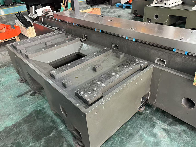 CM300 GRISTA Y MAJACA Machina de fresado y giro